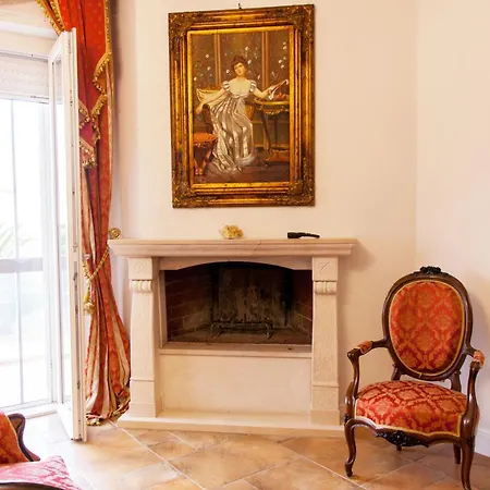 Donna Grazia Villa *
